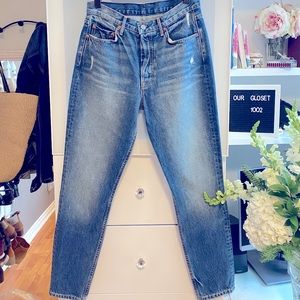 GRLFRND Jeans : Denims: The Karolina : Buttoned : High Waist : Skinny Legs